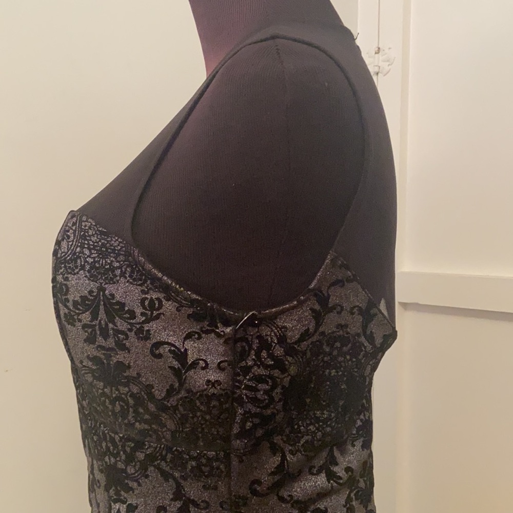 🌟NWT🌟 TRIXXI Black & Silver Patterned Cocktail Formal Dress with Mesh Ne… - Picture 6 of 17